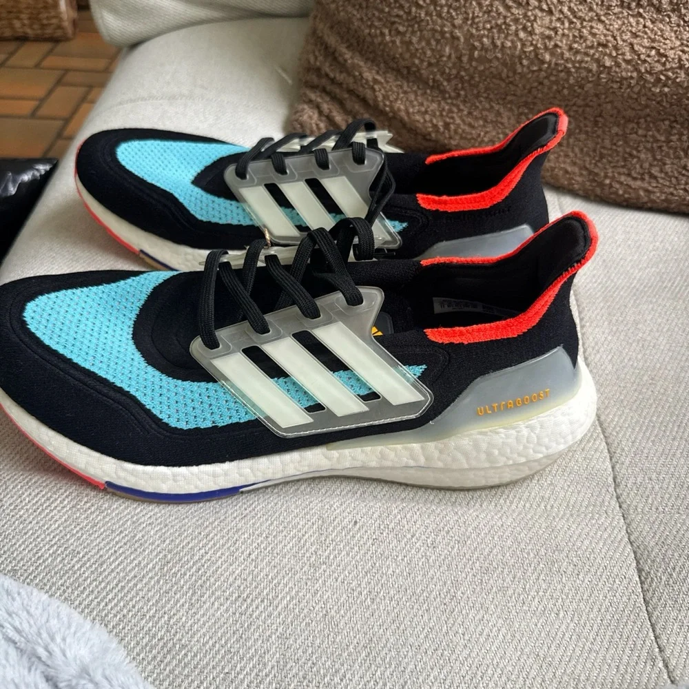 adidas Ultra Boost 21 Black Pulse Aqua